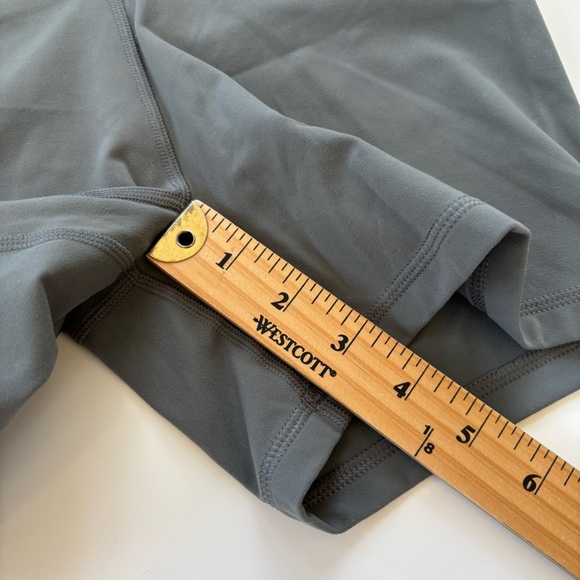 CRZ Yoga Women's Sage Green Gray YOGA Set Tank Biker Shorts LOT OF TWO Size XS - Picture 10 of 10